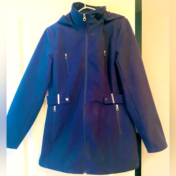 Manteau - Picture 1 of 1